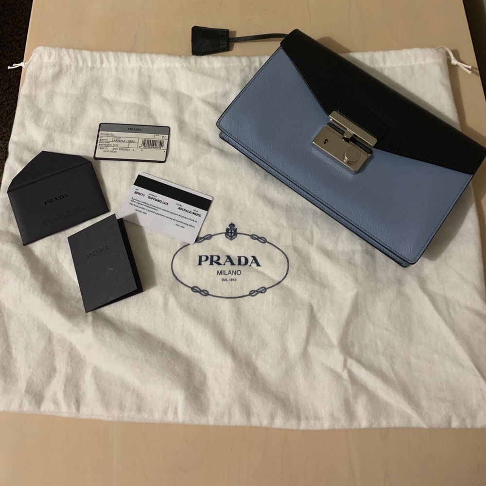 PRADA POCHETTE SAFFIANO-LUX CLUTCH NWOT